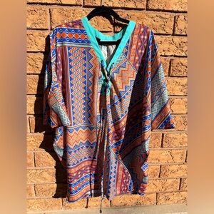 4/$25 • Pink Stitch‎ Geometric Print Tunic Length Blouse